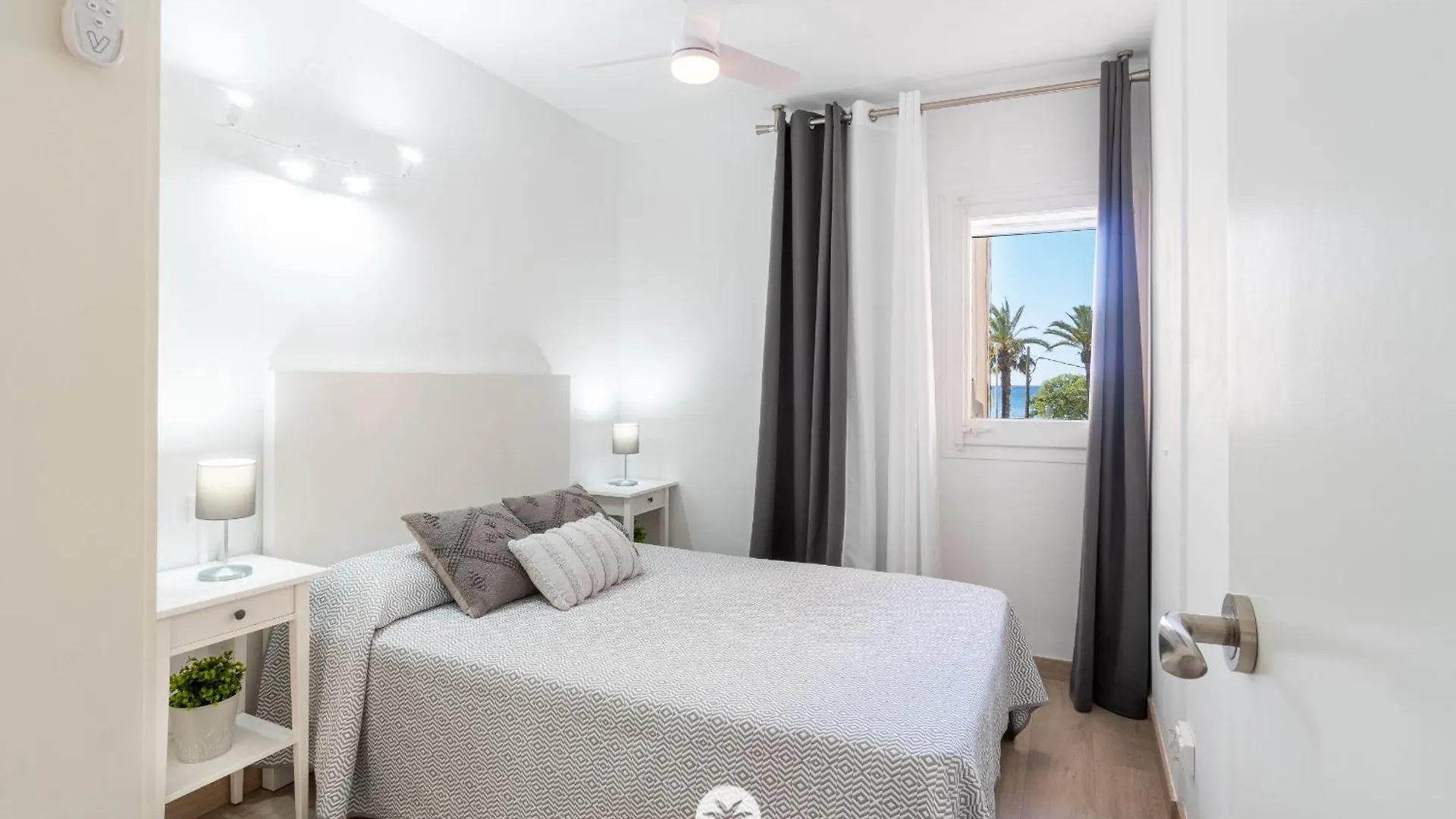 Apartment Mediterranean Way - Relax Cambrils Spain